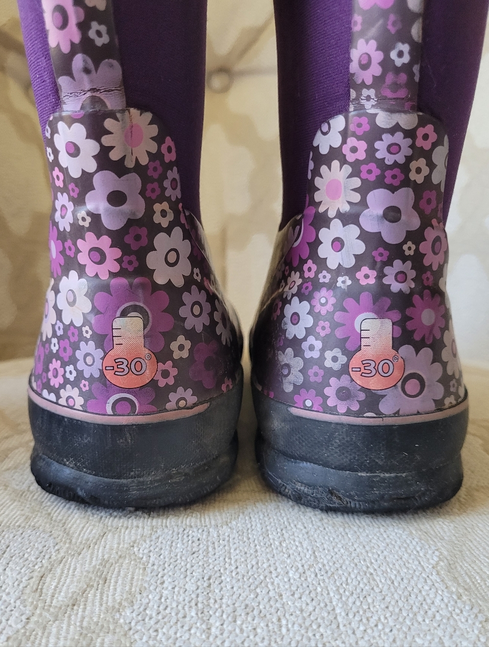 BOGS CLASSIC WATERPROOF BOOTS DAISY LOVE ME -30 C PURPLE KIDS GIRLS SIZE 2 - Picture 9 of 13